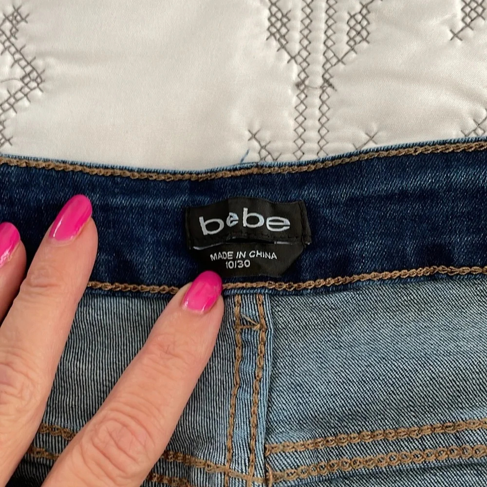 Woman’s Bebe jeans - Picture 4 of 6